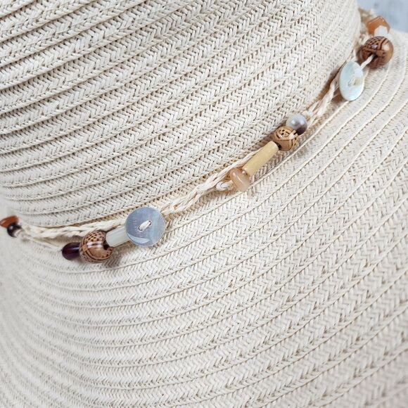 Elegant Cream Sun Hat with Beaded Detail - Picture 4 of 12